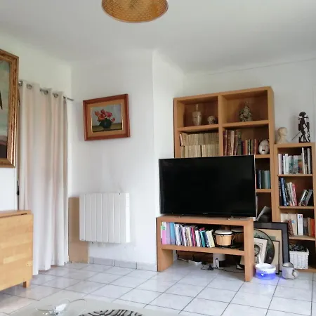 Jolie Maison De 拉本讷
