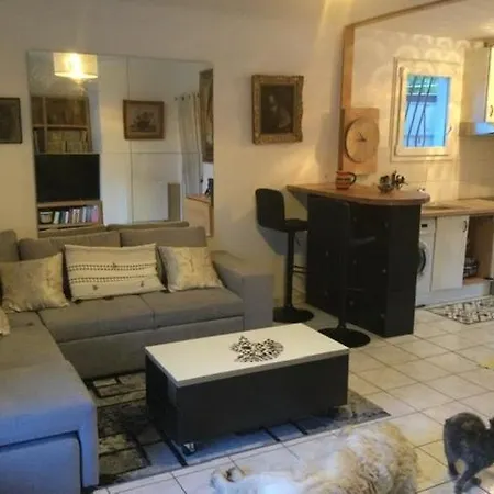 Jolie Maison De